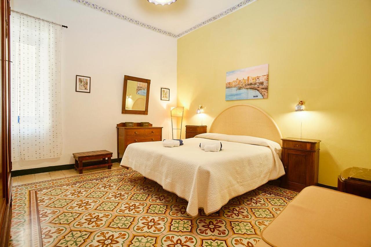 Be Mediterraneo, In Centro Sul Mare - In The Center Beach Front - 80 Mq Трапани Экстерьер фото