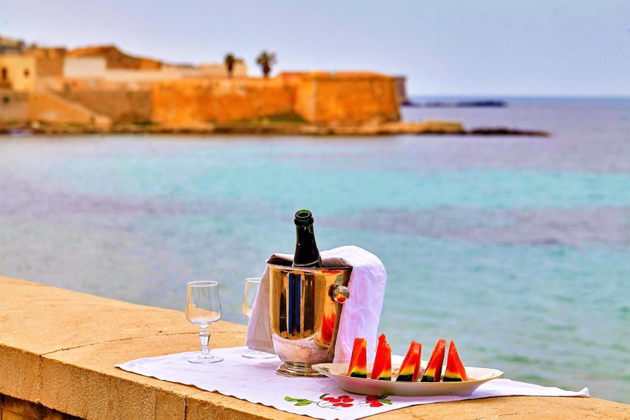 Be Mediterraneo, In Centro Sul Mare - In The Center Beach Front - 80 Mq Трапани Экстерьер фото
